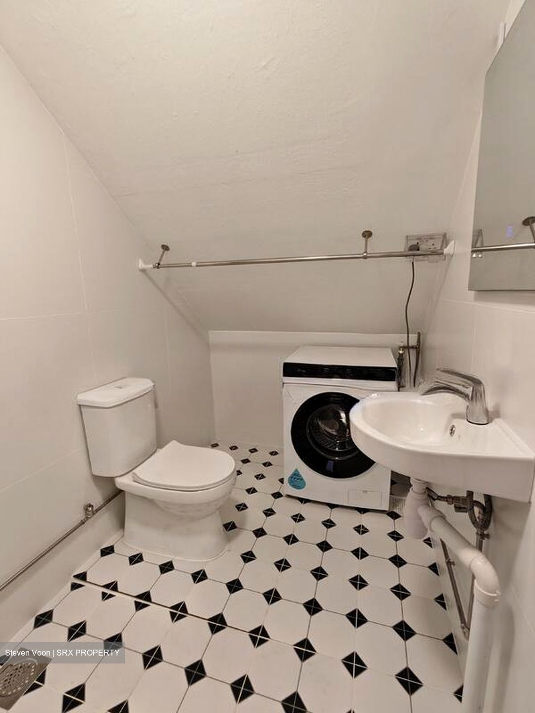 Flanders Square (D8), Apartment #525502911